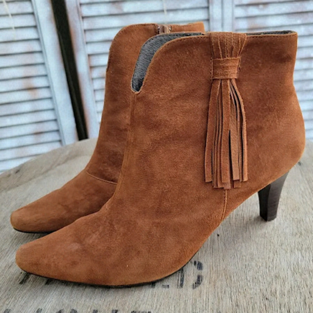 SWEET ECO Suede fringe boho ankle boots, fall ready!
